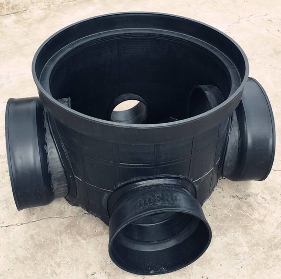 Ф700塑料污水(shuǐ)井(井高(gāo)660mm)